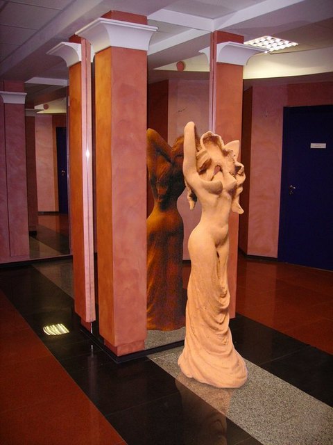 Скульптура в интерьере